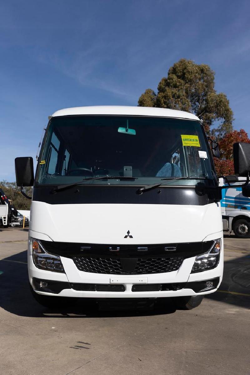 2025 Fuso Rosa Deluxe 