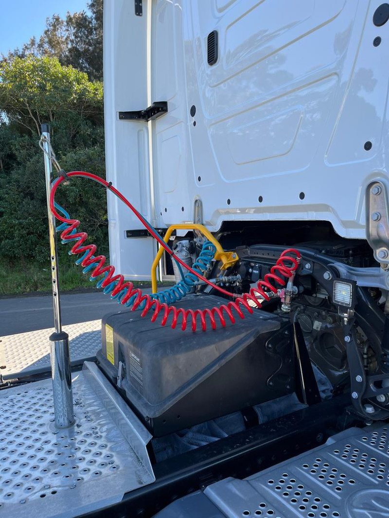 2025 Mercedes-Benz Actros 2663 BIG GIGASPACE with Microwave included image 12