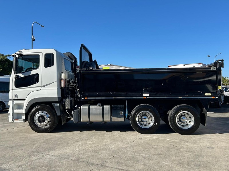 2022 Fuso Shogun FV74 460 