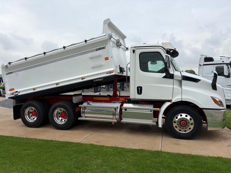2024 Freightliner Cascadia Freightliner 116 Ridid Tipper Gorski Hardox Body 