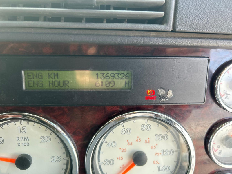 2017 Freightliner Argosy 101 