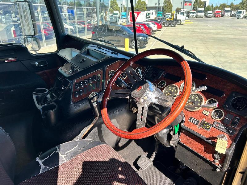 2011 Kenworth K200 Series K200 