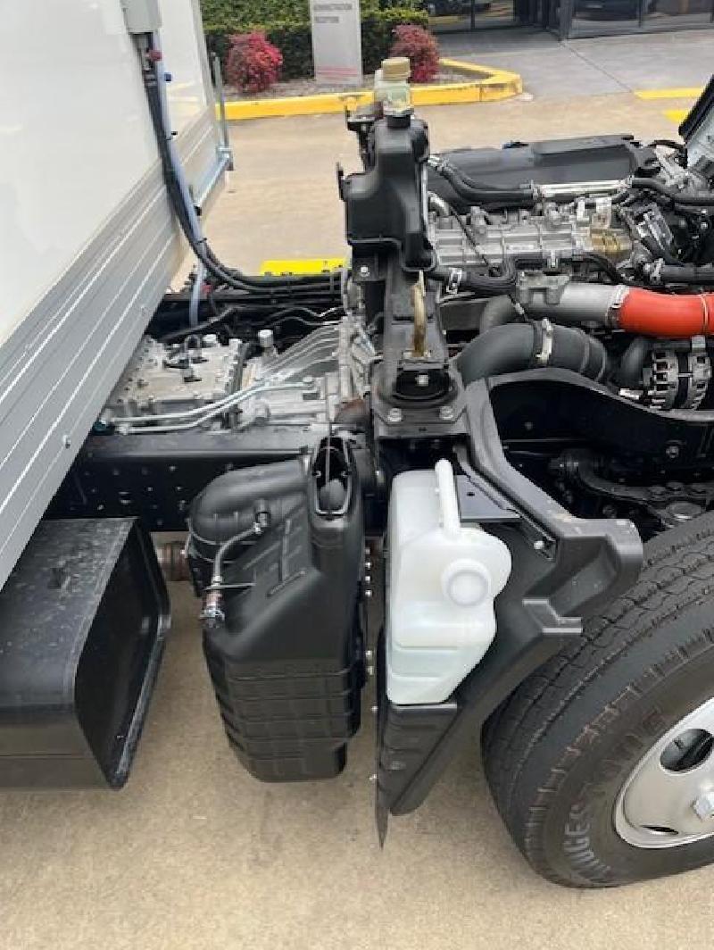 2023 Fuso Canter 515 
