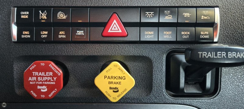 2022 Freightliner Cascadia 126 12 SPEED DETROIT DT12 AUTOMATED MANUAL TRANS 