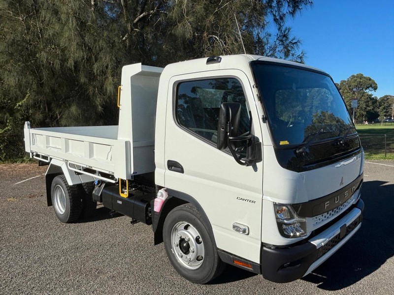 2026 Fuso Canter 815 Tipper