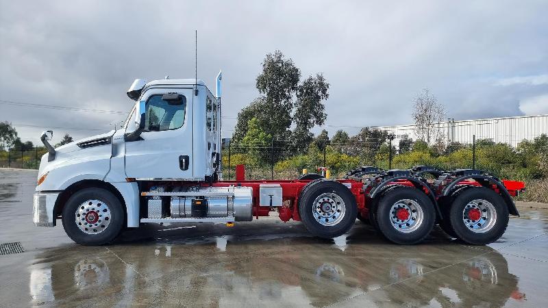 2024 Freightliner Cascadia 126 Tipper 