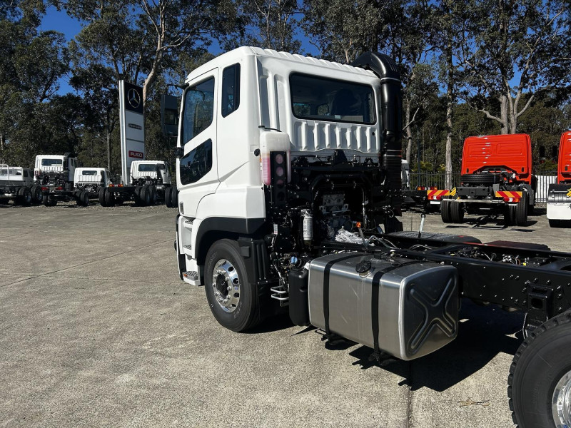Velocity Truck Centers Australia