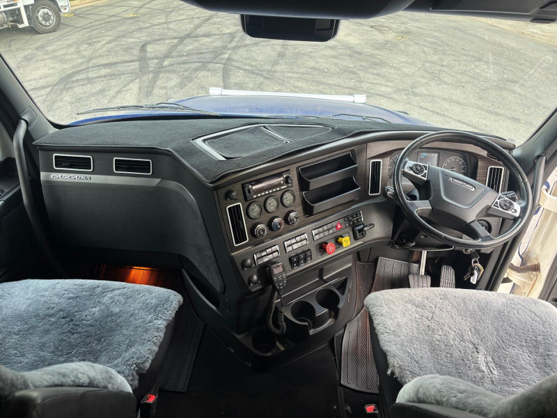2022 Freightliner Cascadia 126 140 tne Road train prime mover 