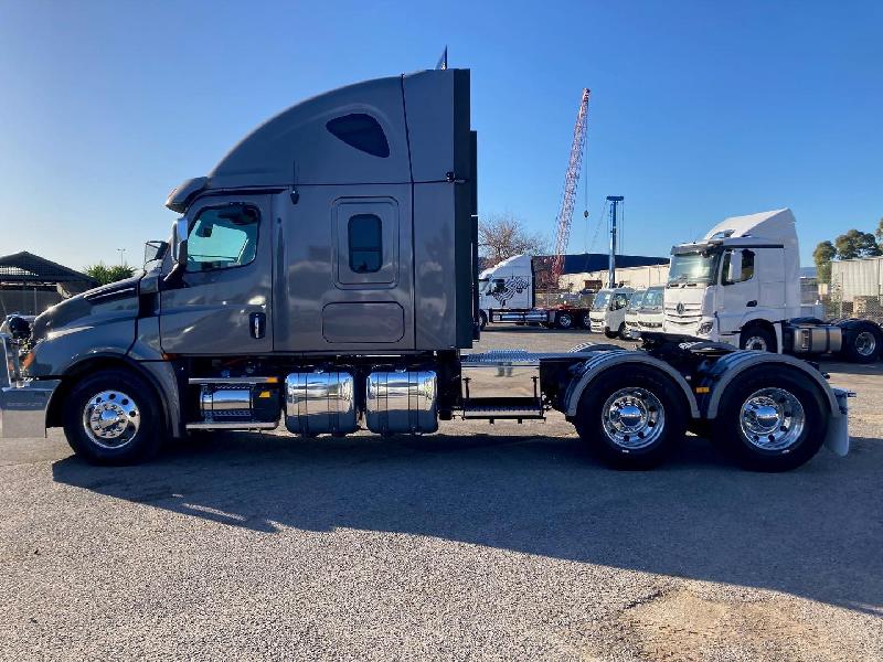 2019 Freightliner Cascadia 126 Cascadia 126 