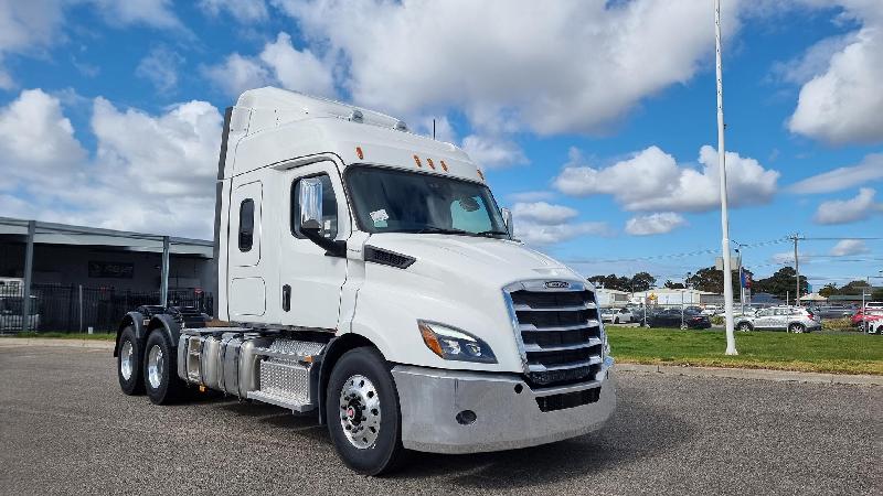 2024 Freightliner Cascadia 116