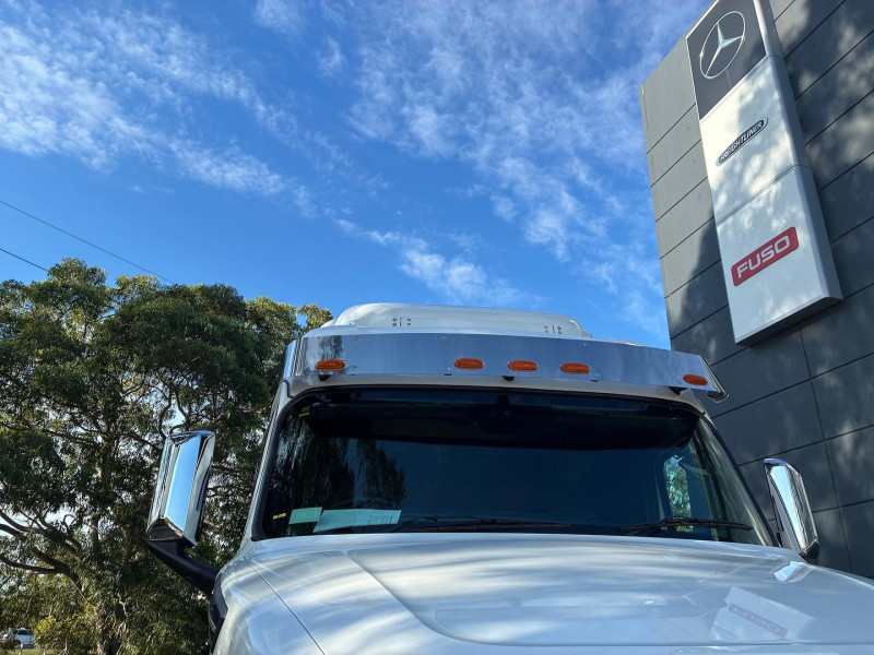 2025 Freightliner Cascadia 116 Prime Mover 