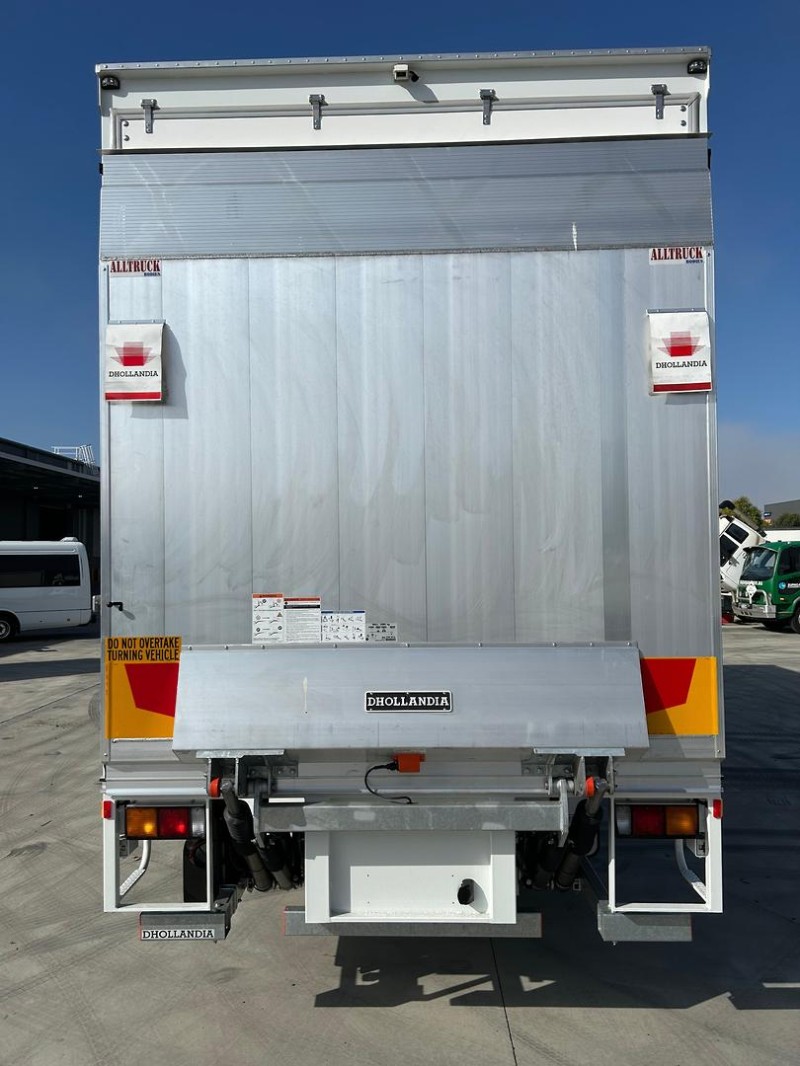 2024 Fuso Fighter 2427 14 Pallet Curtainsider 
