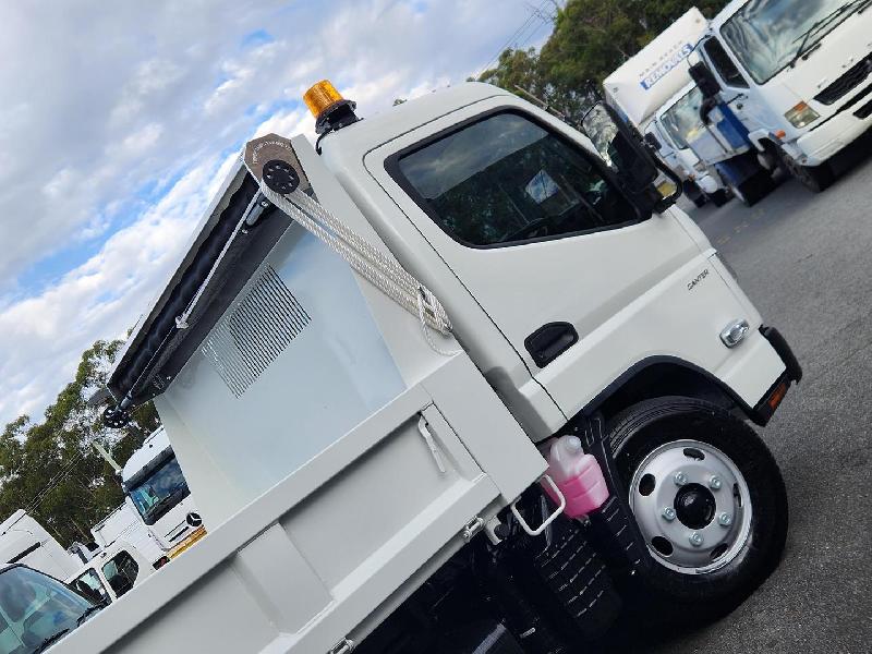 2024 Fuso Canter 615 Tipper 