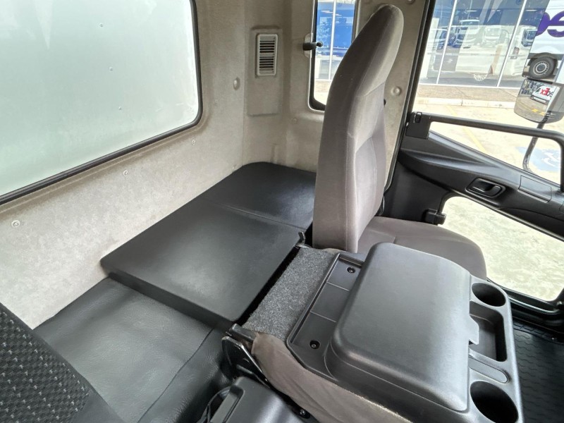 2022 Fuso Fighter 1424 10 Pallet Curtain sider with 2T Tail Lift 