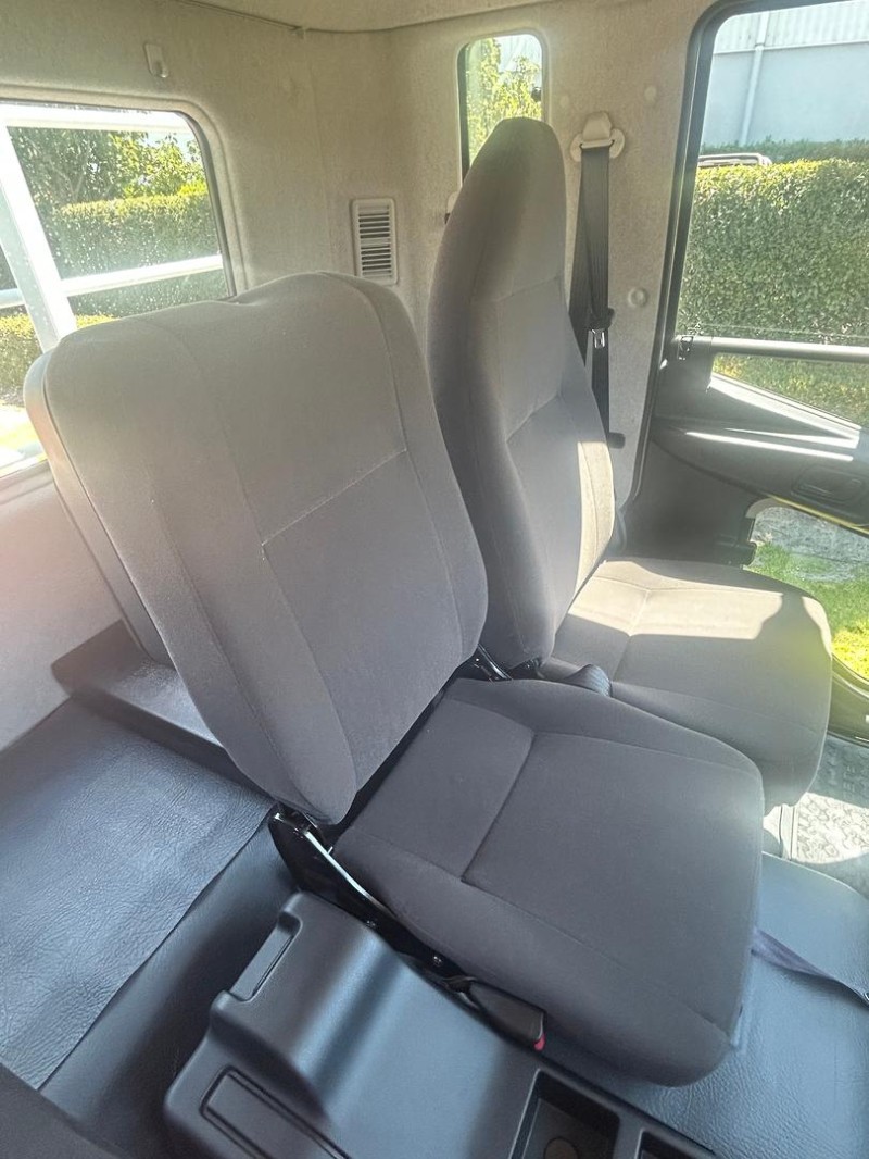 2025 Fuso Fighter 1224 Auto Traytop 