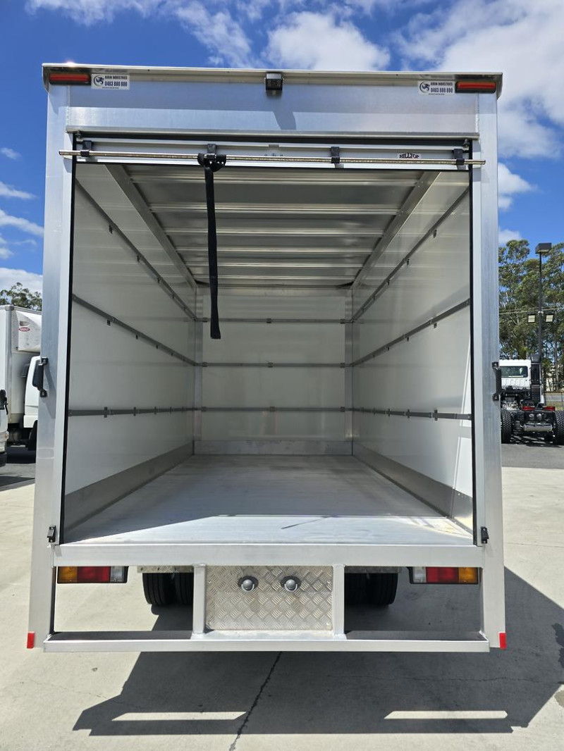 2025 Fuso Canter 515 2025 Fuso Canter 515 Ally Pantech with Roller Door 