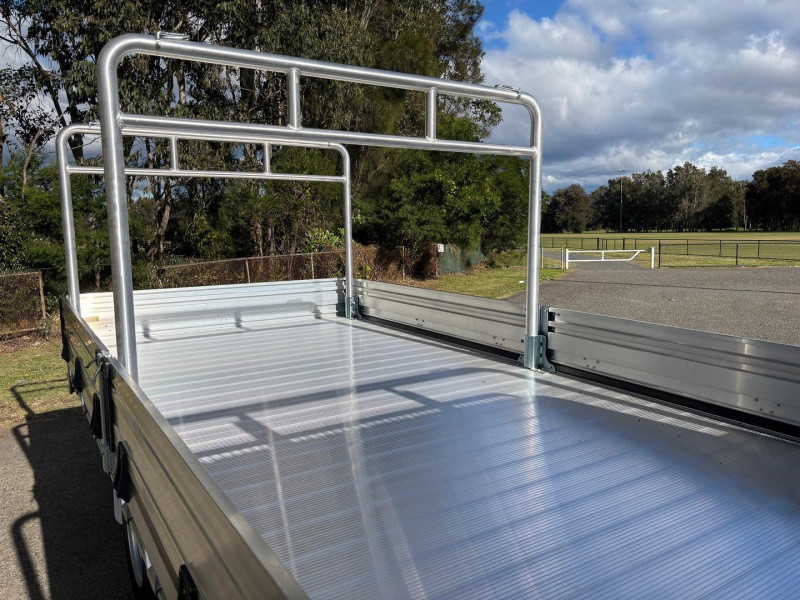 2026 Fuso Canter 515 Alloy Tray Available on a Car Licence 