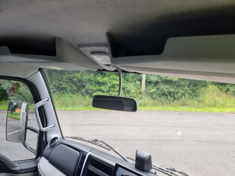 2025 Fuso Canter 515 