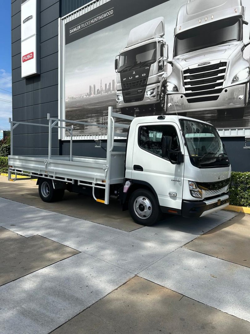 2025 Fuso Canter 615 Canter 615 Concreters Steel Tray