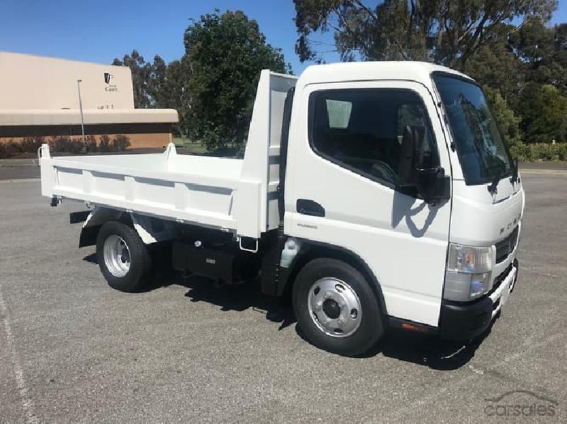 2024 Fuso CANTER 615 MANUAL FACTORY TIPPER 