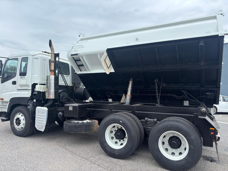2013 Isuzu Giga CXZ 455 2 WAY TIPPER 