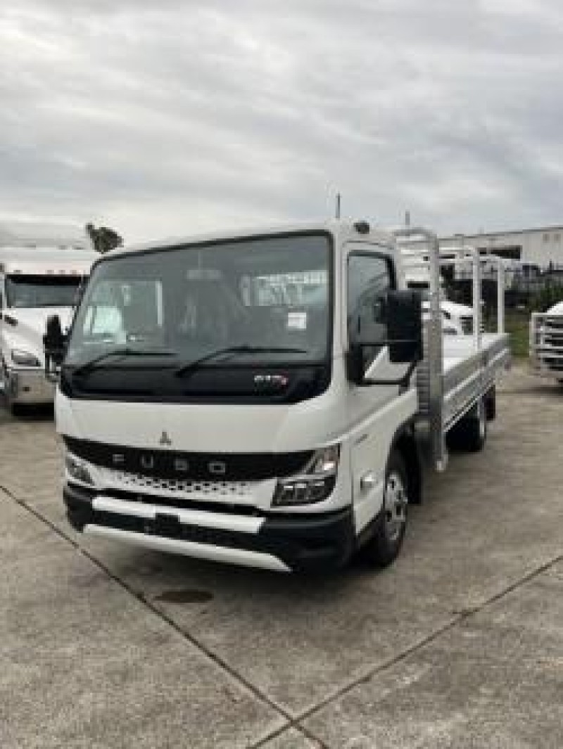 2025 Fuso Canter 615 