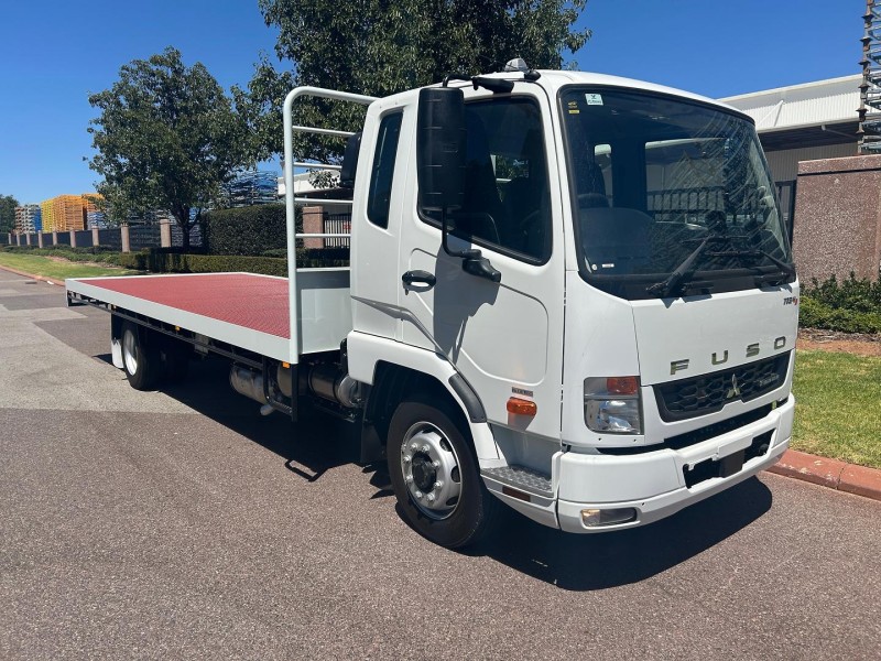 2025 Fuso Fighter 1124 Auto Traytop 
