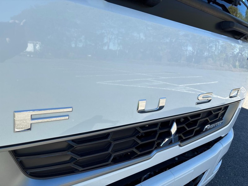 2025 Fuso Fighter 2427 TAUTLINER 