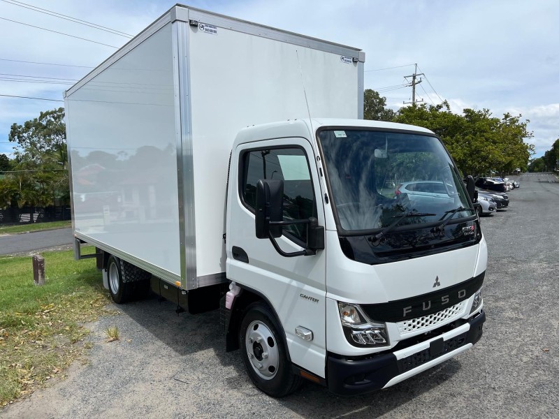 2024 Fuso Canter 515 ALLY PANTECH AND ROLLER DOOR 