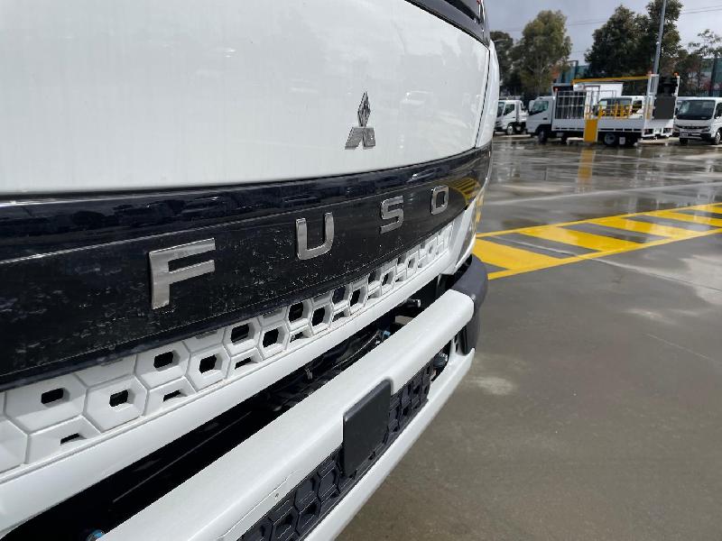 2025 Fuso CANTER 515 515 Wide Cab FRP VAN 
